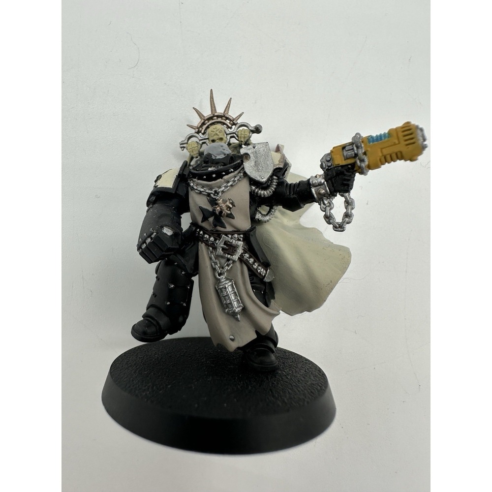 Warhammer 40K Space Marine Chaplain Miniature Custom Painted Games Workshop